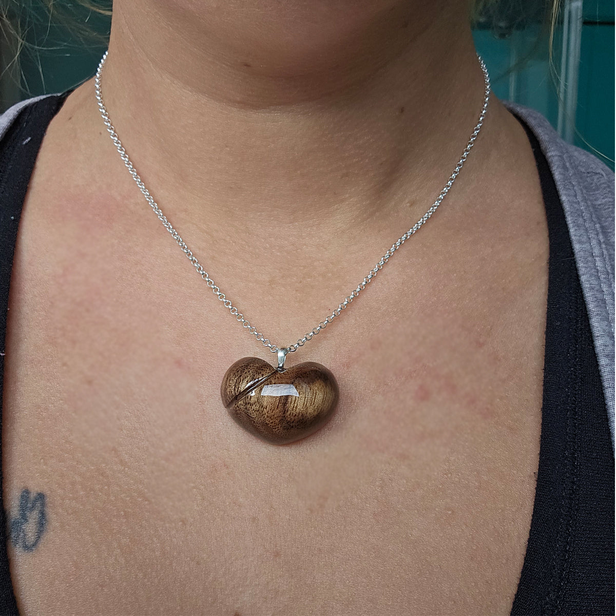 Wooden heart pendant + ash dust