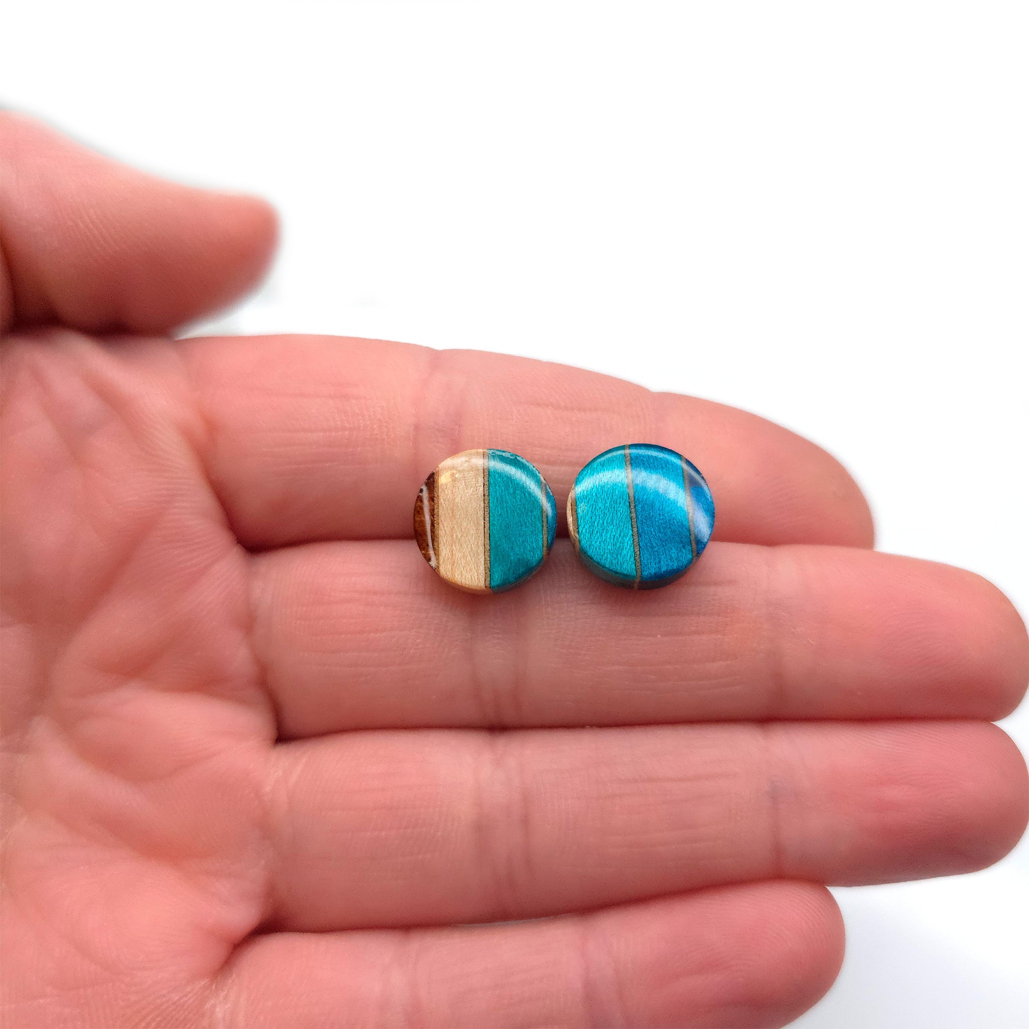 Boucles d'oreilles pastilles en bois + résine