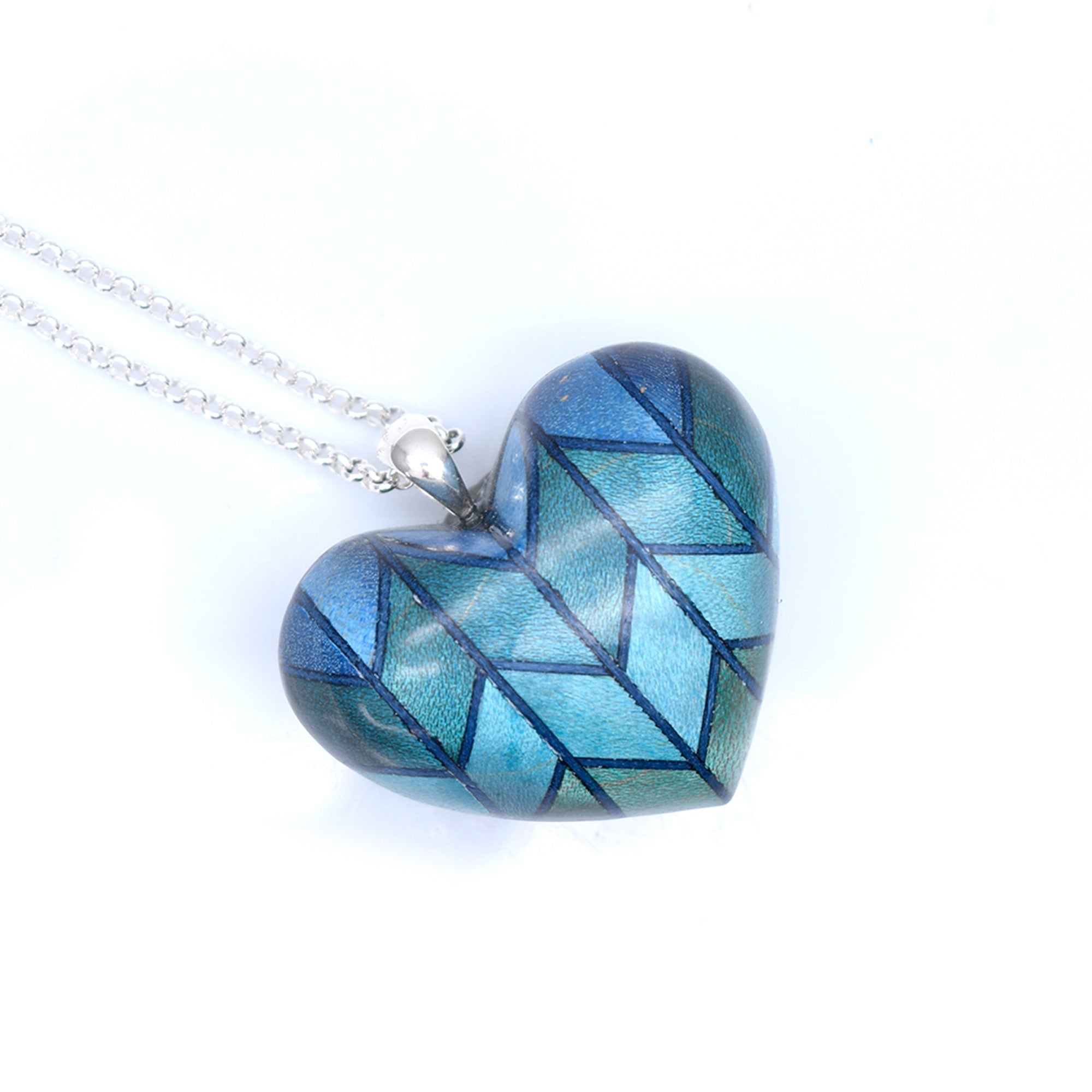 Resin heart