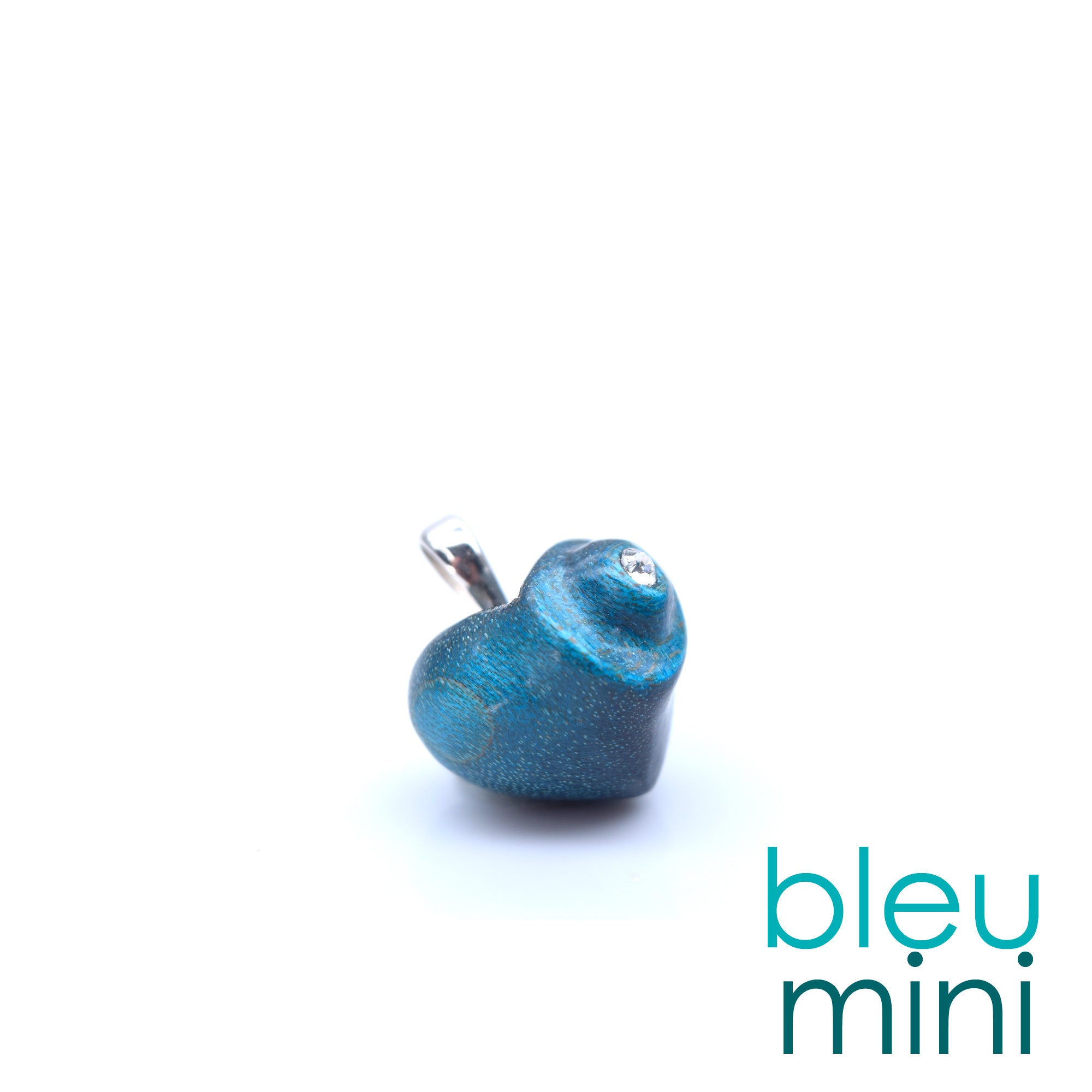 Resin heart